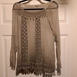 Romeo & Juliet Couture Beige Lace Blouse